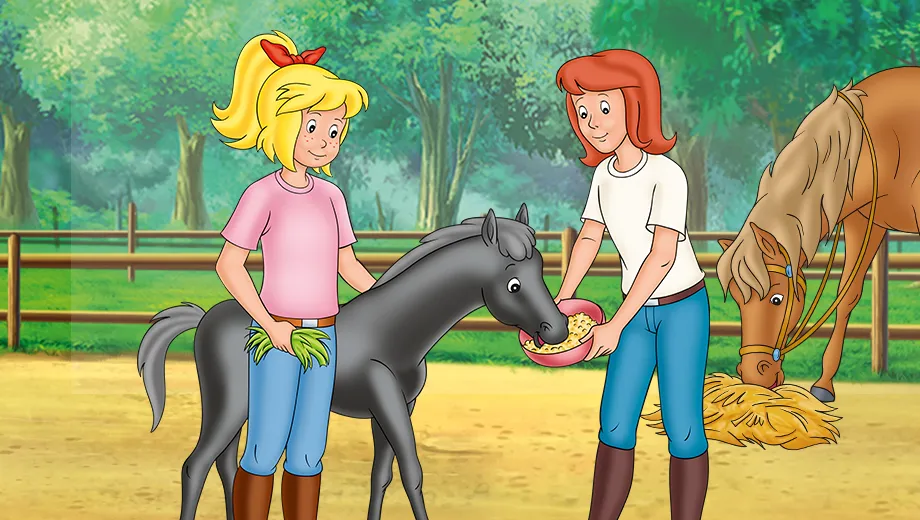 Bibi und Tina füttern Fohlen Felix